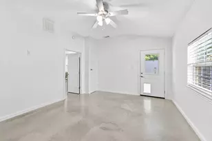 313 King Richard St, Irving, TX 75061 - Photo 38