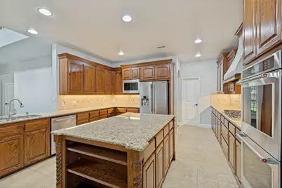 10325 Fire Ridge Drive, Frisco, TX 75033 - Photo 12