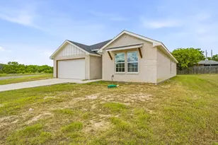 317 Ridgeway, Weatherford, TX 76086 - Photo 2