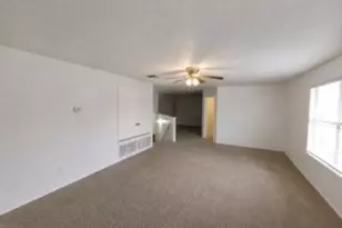 2701 Maegen Cir, Fort Worth, TX 76112 - Photo 34