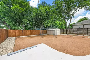 2717 Townsend Dr, Fort Worth, TX 76110 - Photo 34