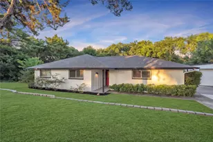 2010 Clearview Dr, Midlothian, TX 76065 - Photo 2