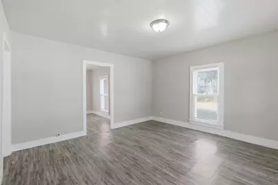 630 E Acheson Street, Denison, TX 75021 - Photo 6