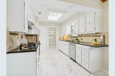 12922 Jasoncrest Trail, Dallas, TX 75243 - Photo 4