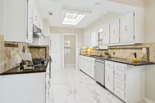 12922 Jasoncrest Trail, Dallas, TX 75243 - Photo 4