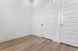 2925 Spruce Valley Ln, Dallas, TX 75233 - Photo 16