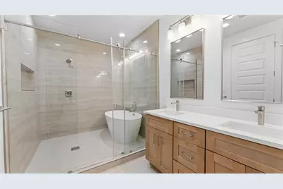 2925 Spruce Valley Lane #408, Dallas, TX 75233 - Photo 6