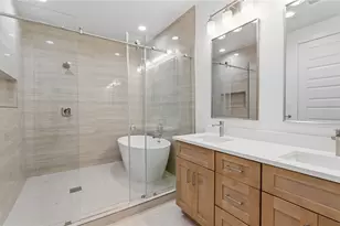 2925 Spruce Valley Ln, Dallas, TX 75233 - Photo 6