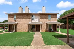 105 Wildwood Ct, Grapevine, TX 76051 - Photo 1