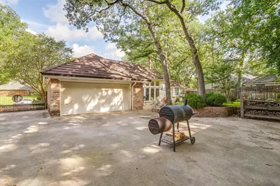 116 Robinwood Lane, Azle, TX 76020 - Photo 20