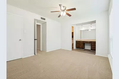 702 Woodcrest Drive, Grand Prairie, TX 75052 - Photo 24