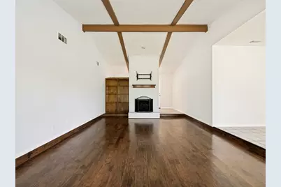 702 Woodcrest Drive, Grand Prairie, TX 75052 - Photo 12