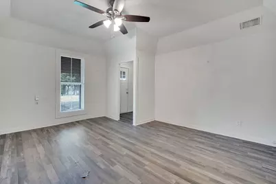 401 E Avenue G, Midlothian, TX 76065 - Photo 12