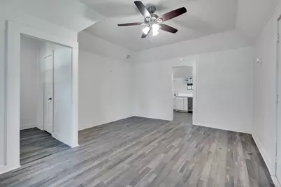 401 E Avenue G, Midlothian, TX 76065 - Photo 10