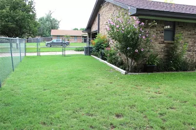 2610 Jasmine Street, Stephenville, TX 76401 - Photo 16