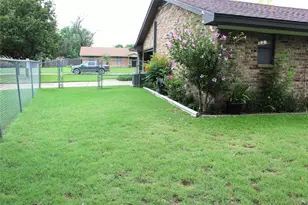 2610 Jasmine St, Stephenville, TX 76401 - Photo 16