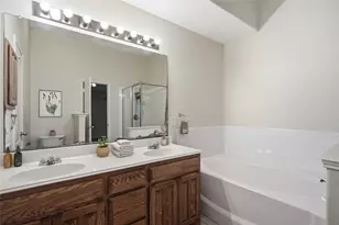 8377 Edgepoint Tr, Fort Worth, TX 76053 - Photo 28
