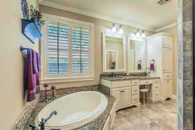437 Winding Creek Lane, Waco, TX 76657 - Photo 14
