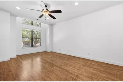 636 E Bluff Street, Fort Worth, TX 76102 - Photo 8
