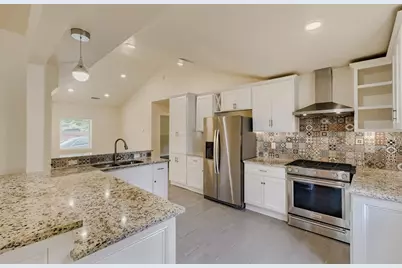 6915 E Grand Avenue, Dallas, TX 75223 - Photo 14
