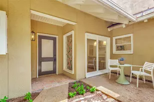 4394 Cochran Chapel Cir, Dallas, TX 75209 - Photo 4