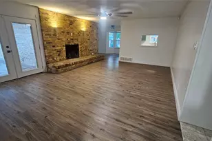 7449 Monterrey Dr, Fort Worth, TX 76112 - Photo 12