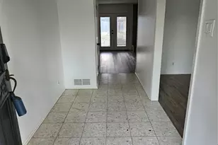 7449 Monterrey Dr, Fort Worth, TX 76112 - Photo 8