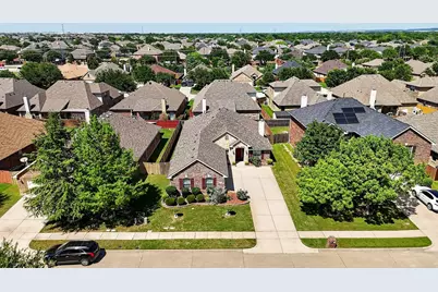 2360 Collin Drive, Grand Prairie, TX 75052 - Photo 30