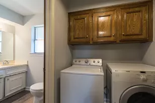 9190 Orbiter Cir, Dallas, TX 75243 - Photo 6