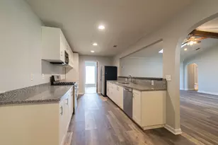 9190 Orbiter Cir, Dallas, TX 75243 - Photo 8