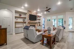 7406 Hampton Dr, Granbury, TX 76049 - Photo 12