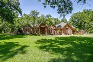 7406 Hampton Dr, Granbury, TX 76049 - Photo 6