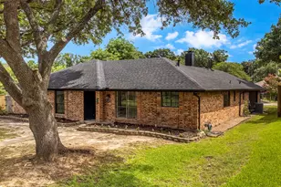 5302 Anchor Cove Cir, Garland, TX 75043 - Photo 2