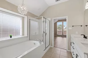 4021 Landisburg Tr, Fort Worth, TX 76244 - Photo 12