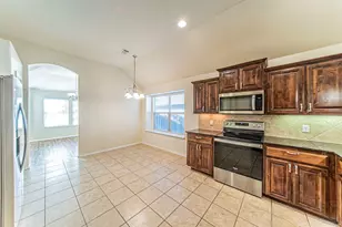 8036 Branch Hollow Trail, Fort Worth, TX 76123 - Photo 6
