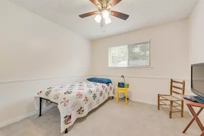 302 Manana Drive, Grand Prairie, TX 75050 - Photo 24