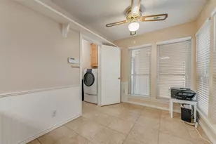 302 Manana Dr, Grand Prairie, TX 75050 - Photo 16