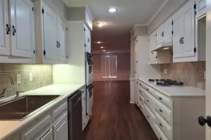 1113 Crest Park Dr, Garland, TX 75042 - Photo 8