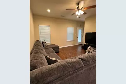 211 Hilre Drive, Sherman, TX 75092 - Photo 8