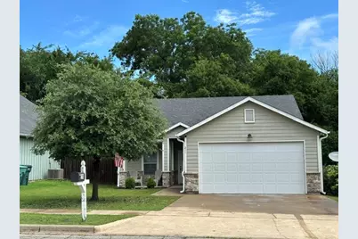 211 Hilre Drive, Sherman, TX 75092 - Photo 2