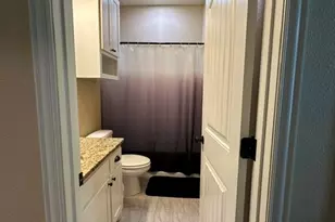 211 Hilre Dr, Sherman, TX 75092 - Photo 10