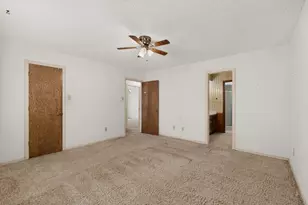 7117 Hunnicut Rd, Dallas, TX 75227 - Photo 20