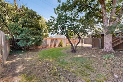 7117 Hunnicut Road, Dallas, TX 75227 - Photo 38