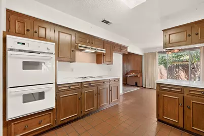 7117 Hunnicut Road, Dallas, TX 75227 - Photo 14