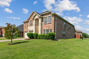 13287 Fowler Dr, Frisco, TX 75035 - Photo 2