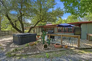 513 W Easy St, Sherman, TX 75092 - Photo 32