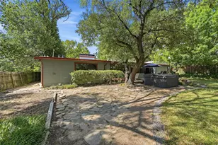 513 W Easy St, Sherman, TX 75092 - Photo 38