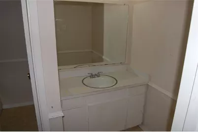 6236 Wheaton Drive, Fort Worth, TX 76133 - Photo 12