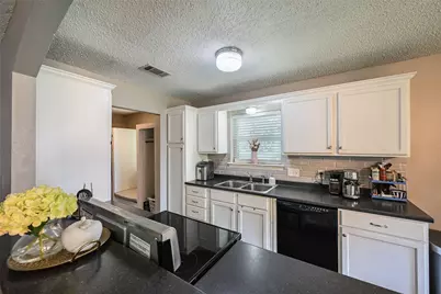 4421 Tiptop Street, Haltom City, TX 76117 - Photo 8