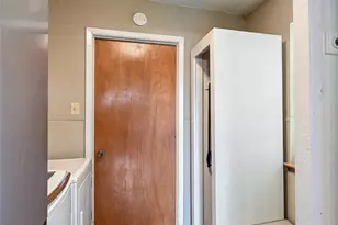 4421 Tiptop St, Haltom City, TX 76117 - Photo 20